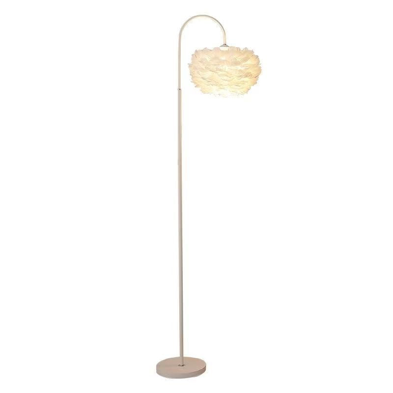 Feather-themed floor lamp, high-end style floor lamp for bedroom, standard remote control ambient lighting, sofa side lamp.