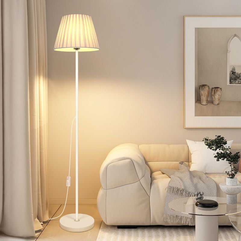 Energy-saving eye-protecting fabric floor lamp for living room, study, modern minimalist style, hotel bedroom, bedside decorative table lamp, standing lamp